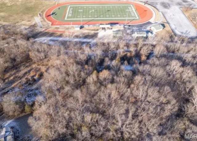 Property at 820 Berry Dr, De Soto, MO 63020