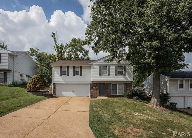 Property at 5337 Gloucester Rd, High Ridge, MO 63049, 3 beds, 1.5 baths