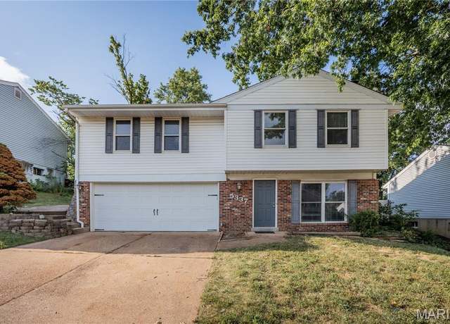 Property at 5337 Gloucester Rd, High Ridge, MO 63049, 3 beds, 1.5 baths