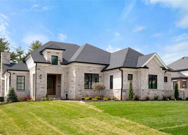 Property at 1139 Enclave Ct, Frontenac, MO 63131, 3 beds, 3.5 baths