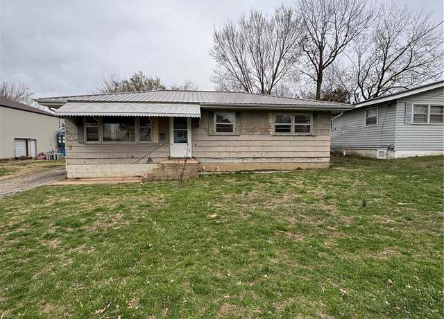Property at 445 Manion, Sullivan, MO 63080, 4 beds, 2 baths