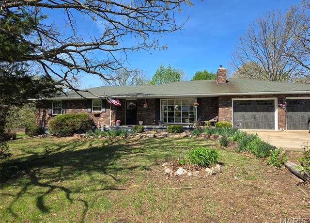 Property at 30197 Orange Blossom Ln, Lebanon, MO 65536, 3 beds, 2 baths
