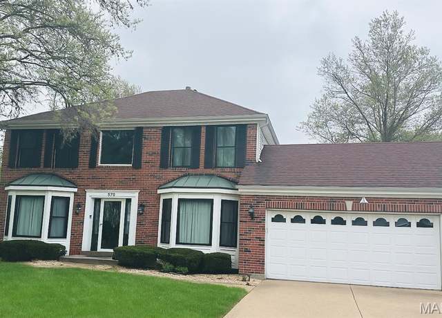 Property at 3939 Secretariat Dr, Florissant, MO 63034, 5 beds, 3.5 baths