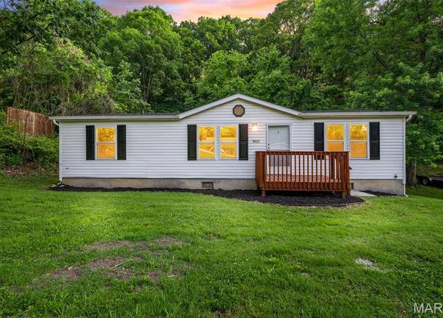Property at 5621 Dillon Rd, High Ridge, MO 63049, 3 beds, 2 baths