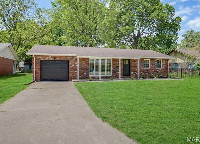 Property at 3313 Princeton Dr, Granite City, IL 62040, 3 beds, 2 baths