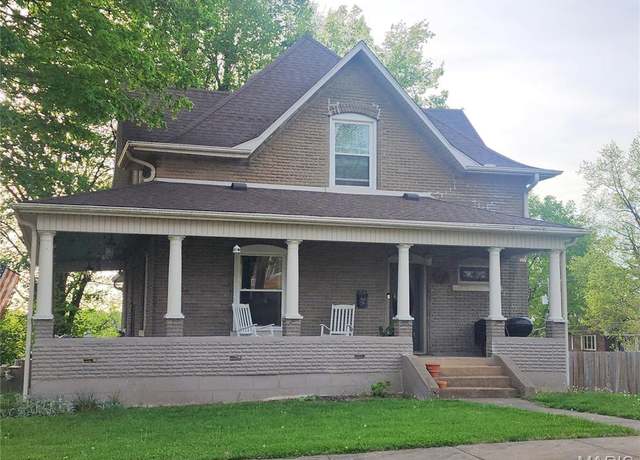 Property at 403 N Hope St, Jackson, MO 63755, 4 beds, 2 baths