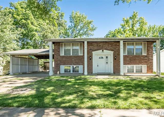 Property at 533 Lemonwood Dr, Ballwin, MO 63021, 3 beds, 1.5 baths
