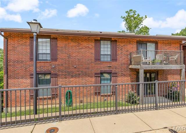 Property at 5543 Baronridge Dr #3, St Louis, MO 63129, 3 beds, 3 baths