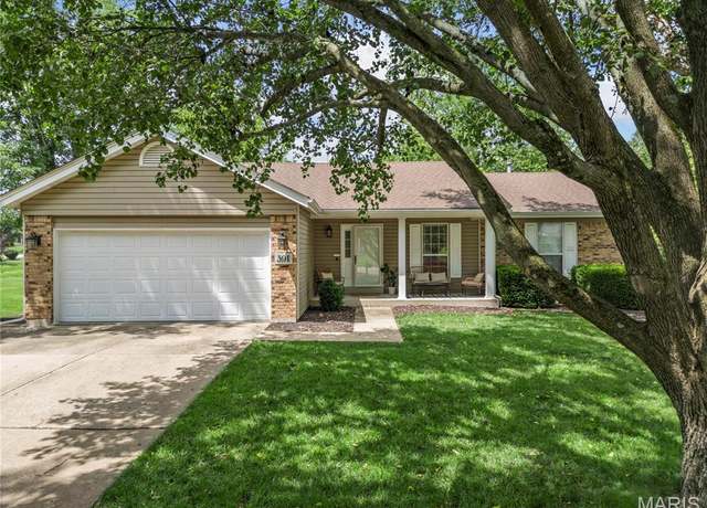 Property at 391 Carriage Trail Ct, O'fallon, MO 63368, 4 beds, 3 baths