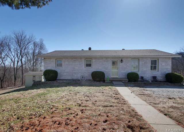 Property at 14160 Turkey Run Ct, New London, MO 63459, 4 beds, 3 baths