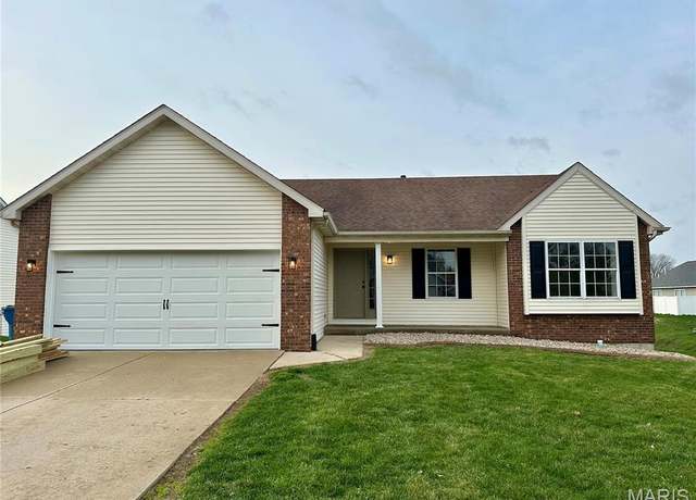 Property at 3252 Millbrook Dr, Shiloh, IL 62221, 3 beds, 3 baths