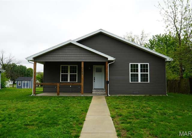 Property at 468 Polk St, Lebanon, MO 65536, 3 beds, 2 baths