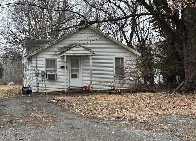 Property at 1017 Locust St, Cape Girardeau, MO 63703, 1 bed, 1 bath