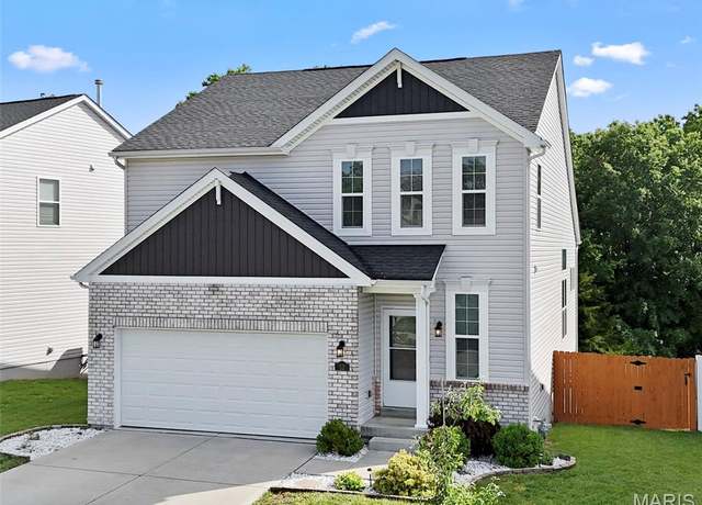 Property at 52 Huntleigh Woods Ct, Wentzville, MO 63385, 3 beds, 2.5 baths