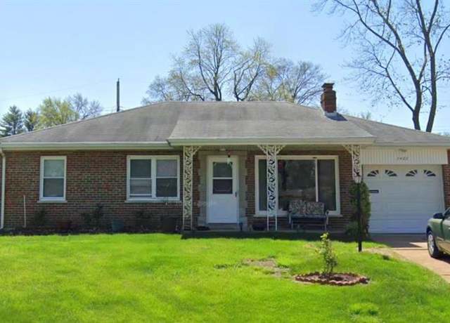 Property at 7422 Cheshire Ln, St Louis, MO 63123, 3 beds, 2 baths