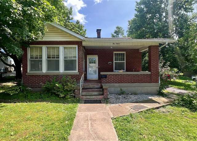 Property at 315 East College Ave, Fredericktown, MO 63645, 3 beds, 1 bath