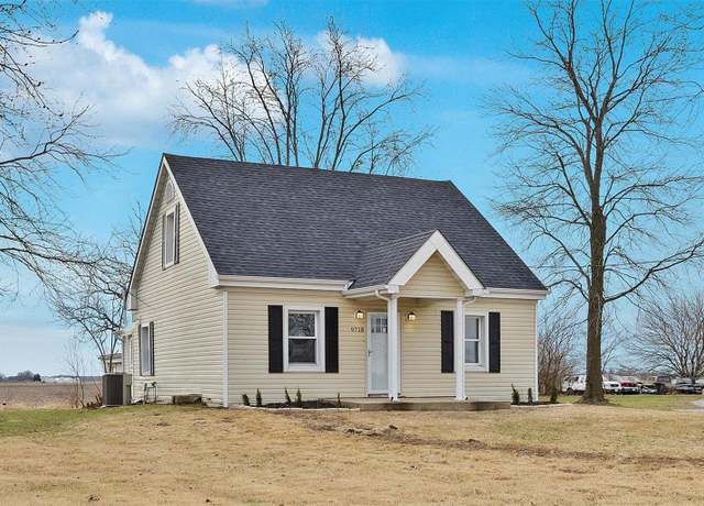 Property at 9718 Loos Rd, Marine, IL 62061, 4 beds, 1 bath