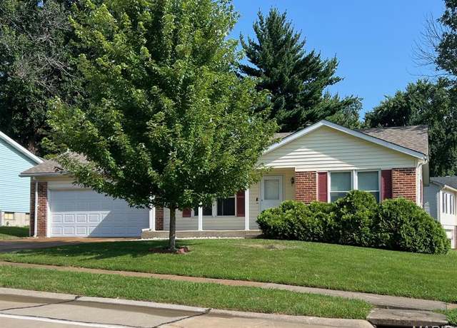 Property at 201 Barkwood Trails Dr, St Peters, MO 63376, 3 beds, 2 baths