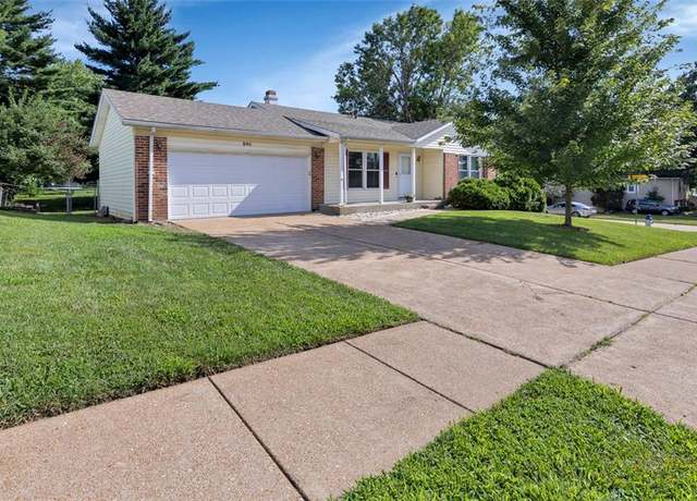 Property at 201 Barkwood Trails Dr, St Peters, MO 63376, 3 beds, 2 baths