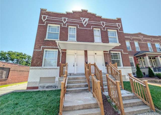 Property at 3002 California, St Louis, MO 63118, 3 beds, 2.5 baths