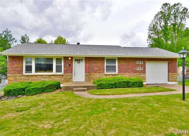 Property at 10141 Jepson Dr, St Louis, MO 63137, 2 beds, 1 bath
