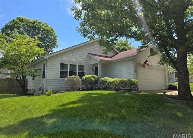 Property at 1444 Brittany Cove Dr, St Charles, MO 63304, 4 beds, 3 baths