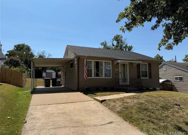 Property at 6514 Clifton Hills Dr, St Louis, MO 63139, 2 beds, 1 bath