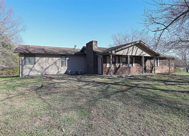Property at 628 Otto Dr, Jackson, MO 63755, 4 beds, 4 baths
