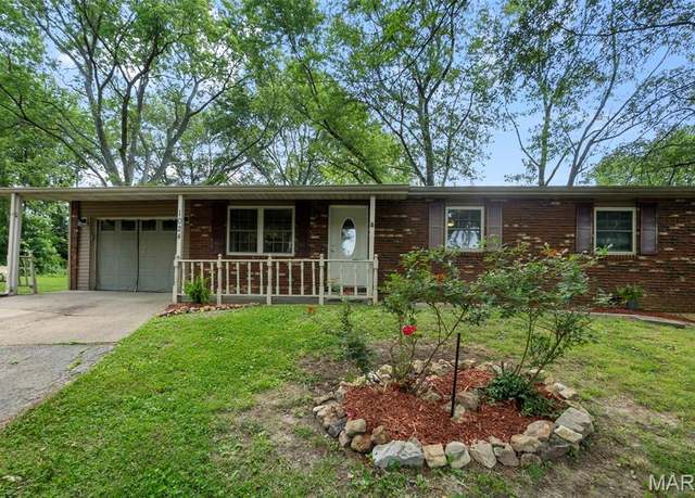 Property at 1024 Shady Ln, Cape Girardeau, MO 63701, 3 beds, 1 bath