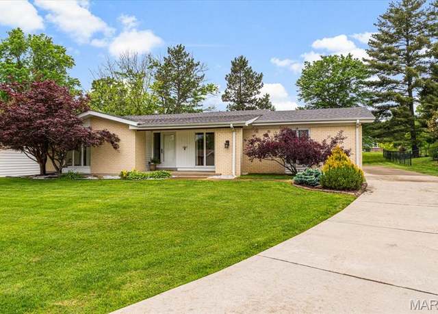 Property at 591 Fieldstone Ln, Ballwin, MO 63011, 4 beds, 2.5 baths