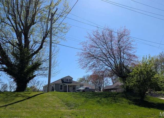Property at 9108 Bunkum Rd, Fairview Heights, IL 62208, 2 beds, 2 baths