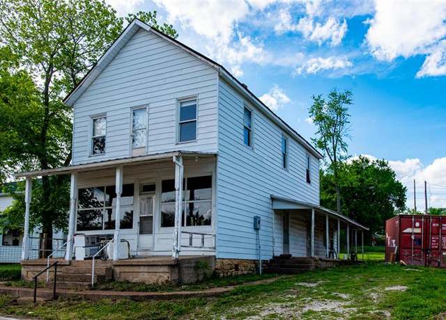 Property at 1085 Frisco Dr, Catawissa, MO 63015, 3 beds, 2 baths