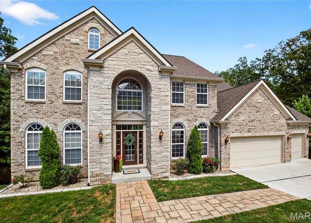Property at 2657 Forest Glen Dr, Pacific, MO 63069, 4 beds, 3.5 baths