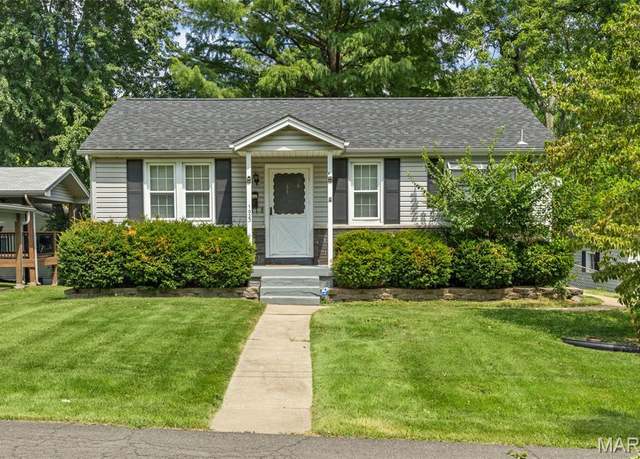 Property at 1023 Saint Denis St, Florissant, MO 63031, 2 beds, 1.5 baths