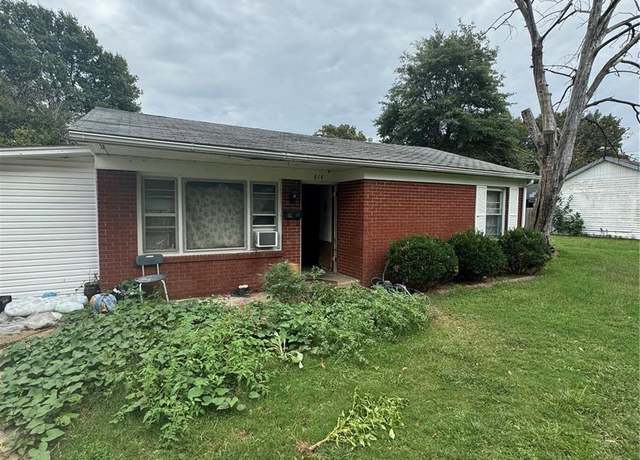 Property at 814 Maple, Kennett, MO 63857, 2 beds, 1 bath