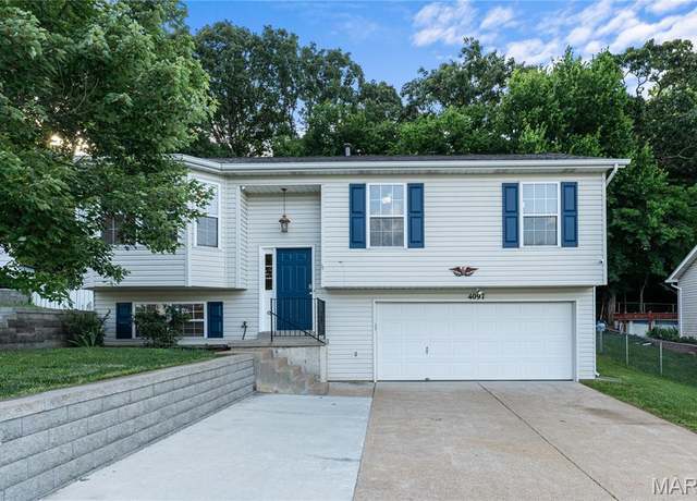 Property at 4097 Whitehall Dr, Arnold, MO 63010, 3 beds, 2 baths