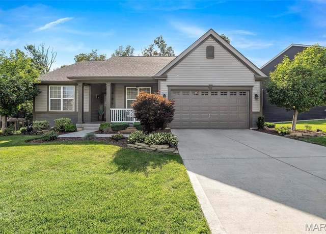 Property at 207 Grayleaf Ct, Wentzville, MO 63385, 3 beds, 3 baths