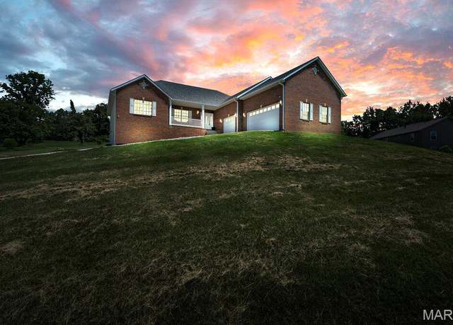 Property at 7371 Jerusalem Rd, Edwardsville, IL 62025, 4 beds, 3.5 baths