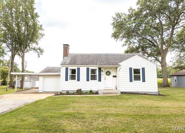 Property at 1513 Mascoutah Ave, Belleville, IL 62220, 2 beds, 2 baths