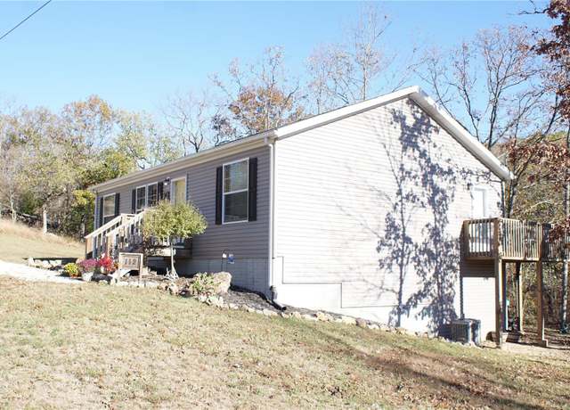 Property at 112 Mayerling Dr, Laurie, MO 65038, 4 beds, 2.5 baths