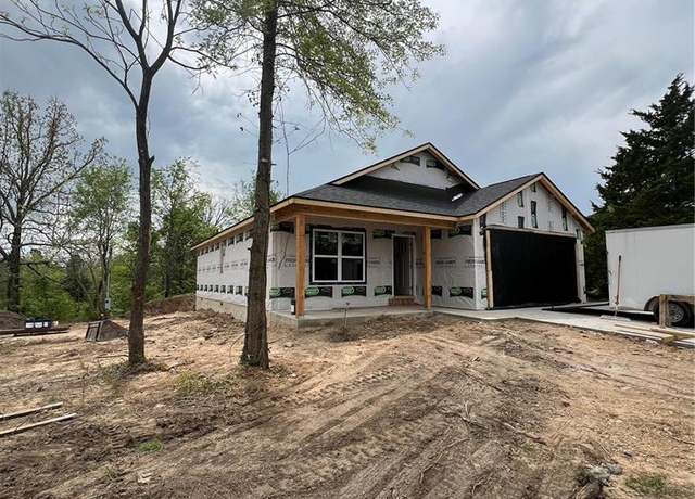 Property at 1203 W Coffman, Salem, MO 65560, 3 beds, 2 baths