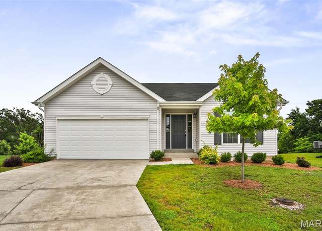 Property at 2904 Sierra View Ct, Imperial, MO 63052, 3 beds, 2 baths