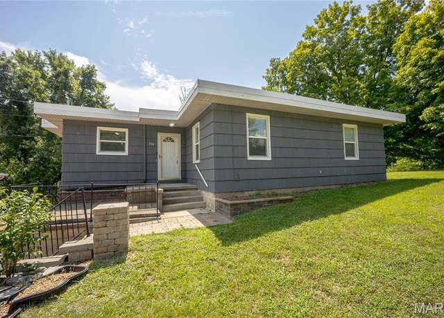 Property at 396 Long Acre Dr, Fairview Heights, IL 62208, 4 beds, 1.5 baths