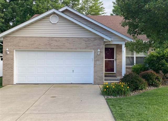 Property at 134 Rolling Oaks Dr, Collinsville, IL 62234, 2 beds, 2 baths