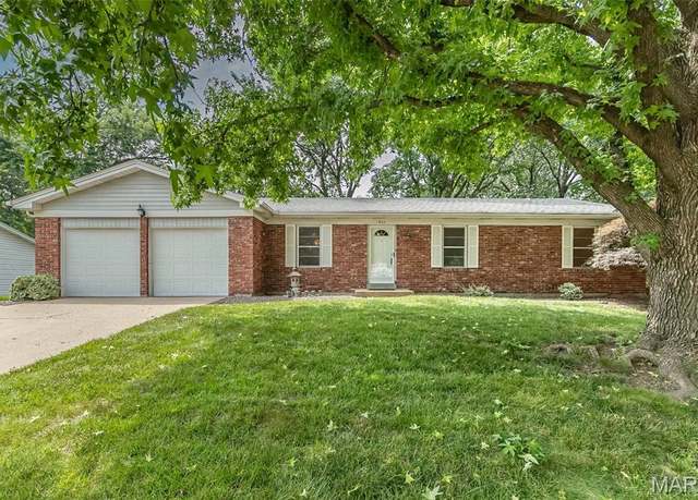 Property at 611 Amber Jack Dr, Ballwin, MO 63021, 3 beds, 2 baths