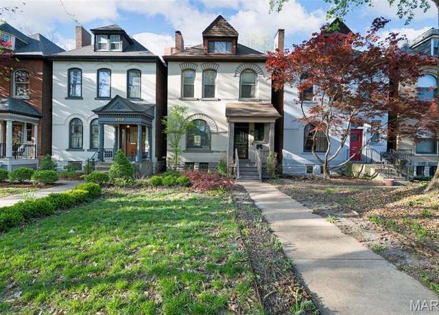 Property at 4456 Laclede Ave, St Louis, MO 63108, 3 beds, 2.5 baths