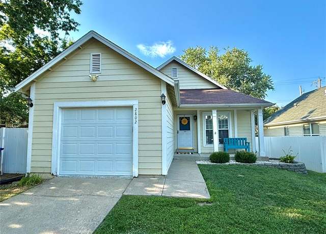 Property at 2802 Plum Leaf Cir, St Peters, MO 63303, 2 beds, 2 baths