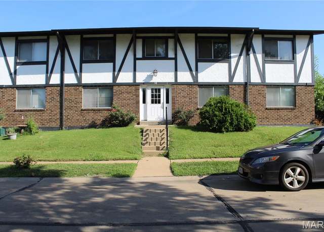 Property at 30 Cathcart Dr, St Louis, MO 63021, 32 beds, 16 baths