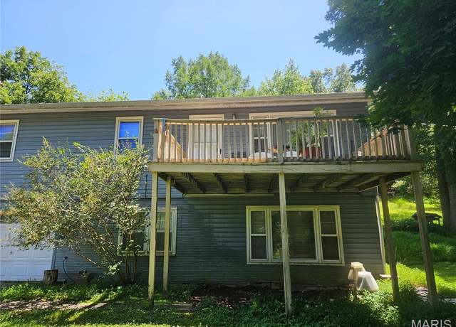 Property at 8000 Glenn Dr, MO 63012, 4 beds, 1.5 baths