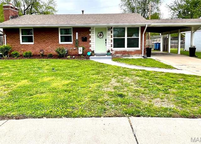 Property at 2405 Kilarney Dr, Granite City, IL 62040, 3 beds, 1 bath